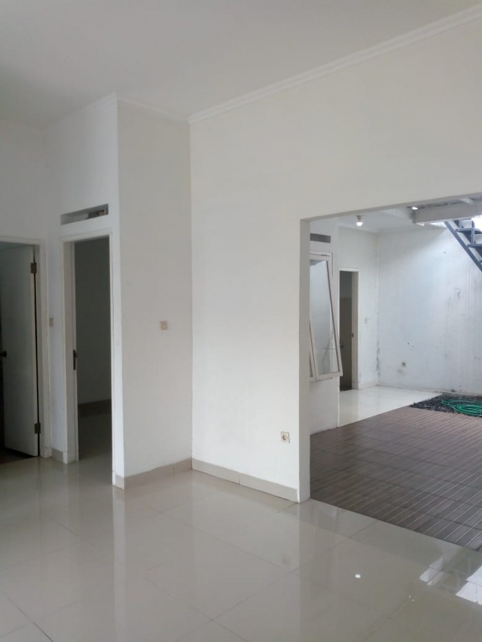 Rumah di Jual Di Daerah Bella Casa Depok